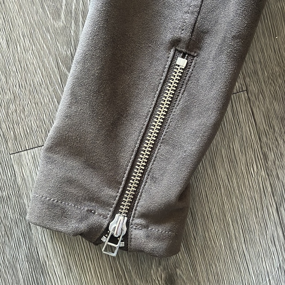 Aritzia Taula Morton Jacket - Picture 5 of 10
